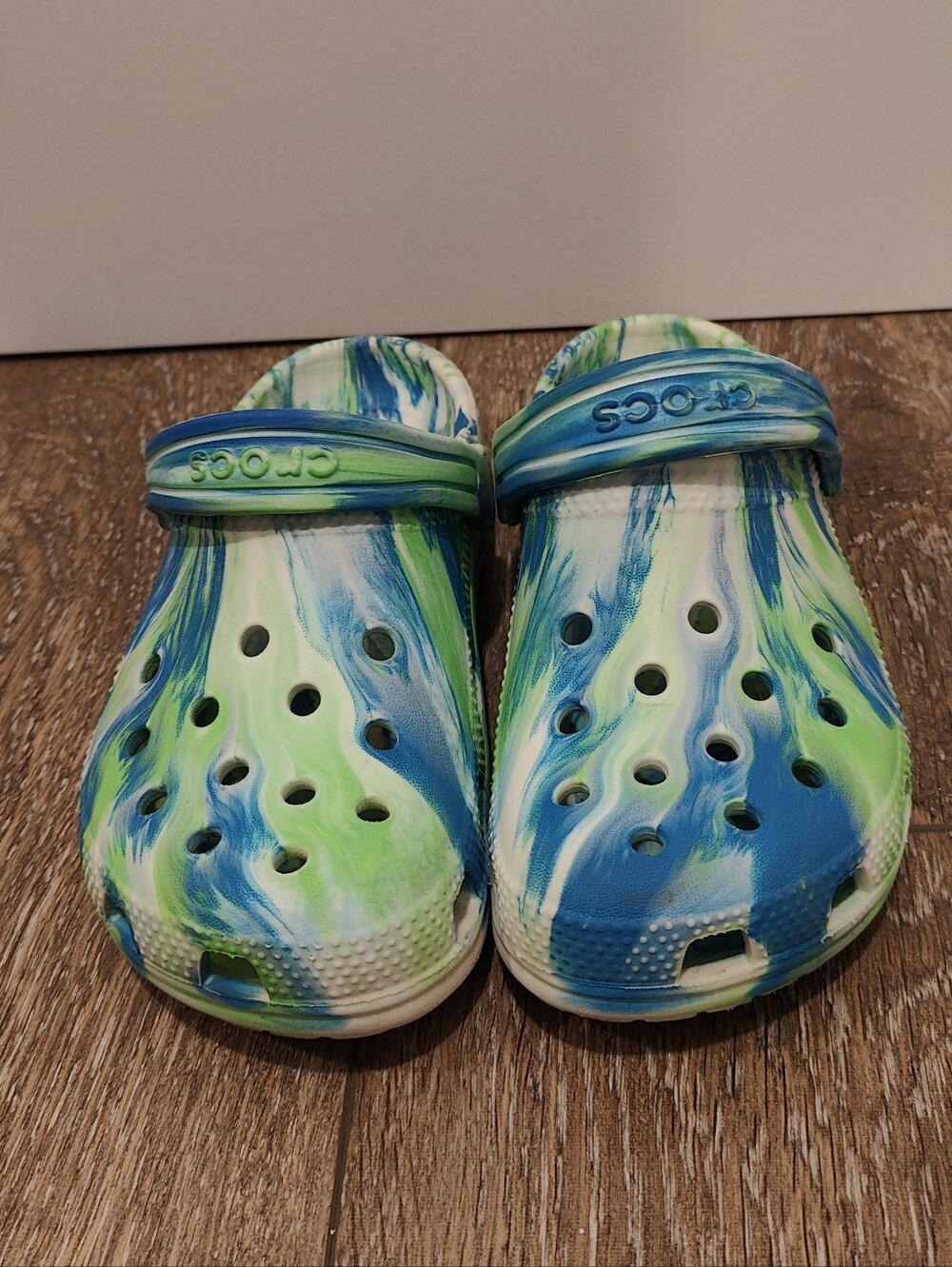 Crocs Kids Classic Marbled Blue & Green Glow In The Dark Clog